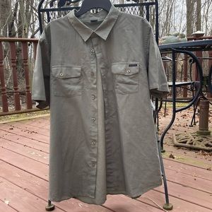 2 pack Oakley short sleeve shirts